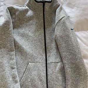 Woman’s Nike therma fit zip up sweatshirt